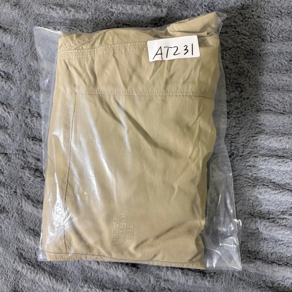 The North Face Mens 30 Regular Khaki Nylon Hiking Cargo Pants Tan AT231